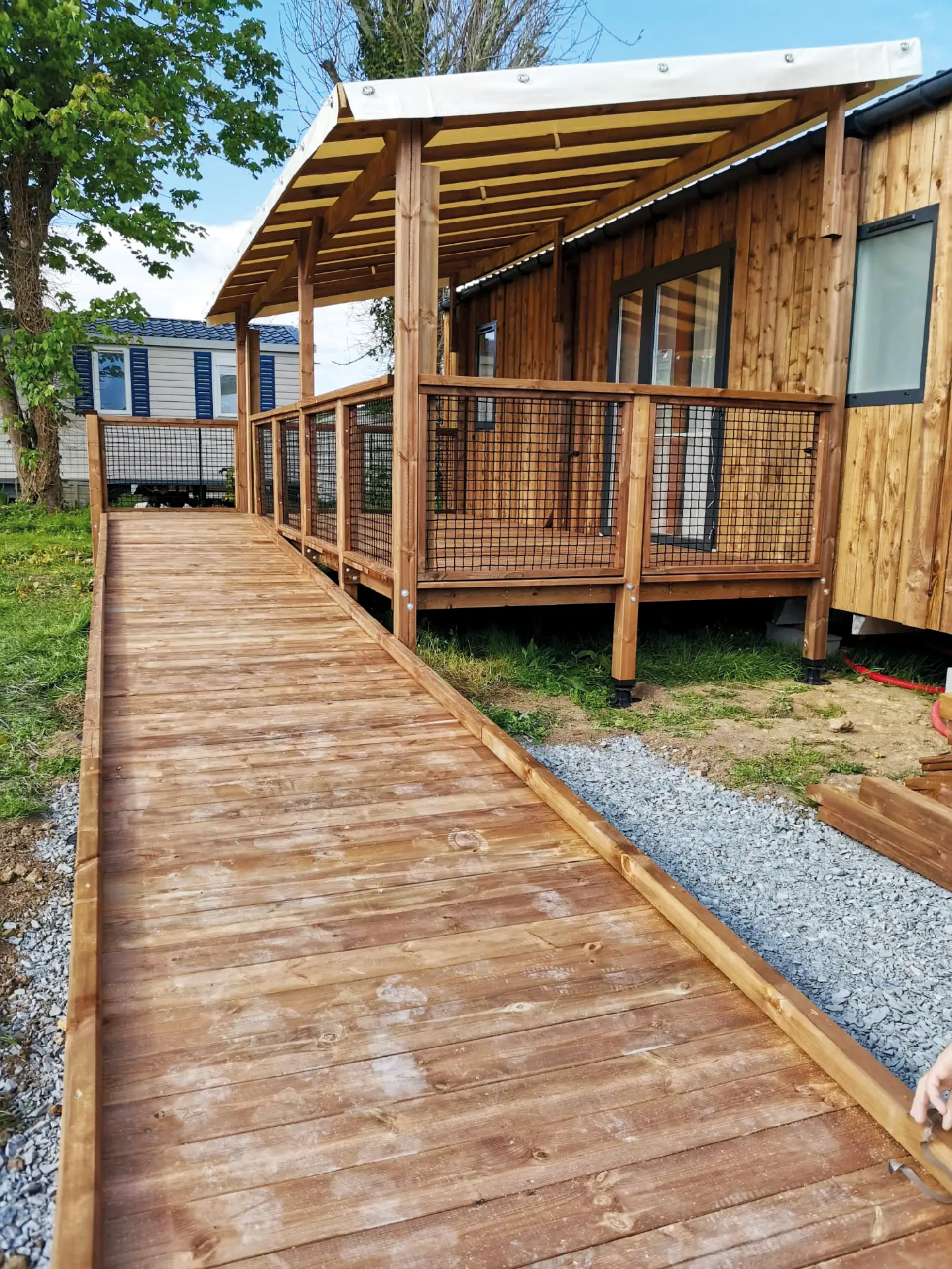 Terrasse-mobil-home-pmr