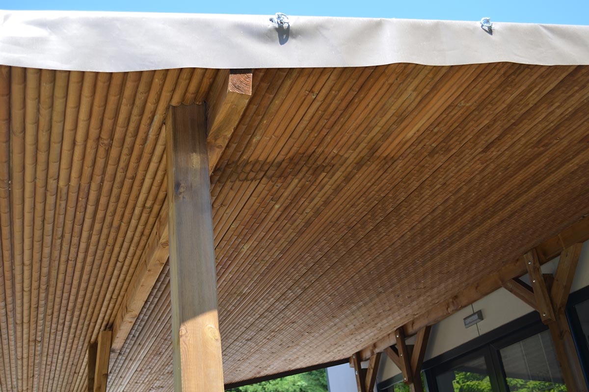 Pergola bambou