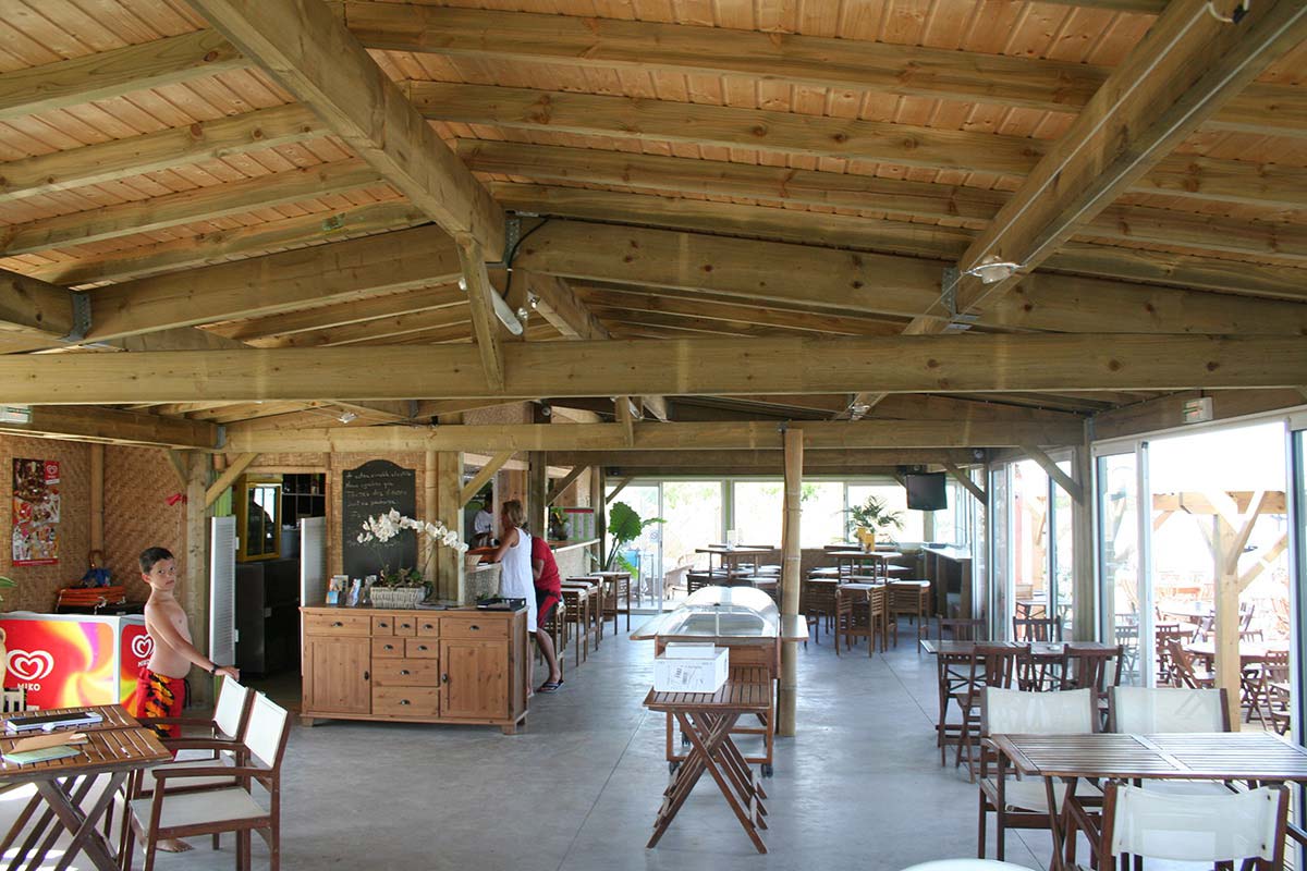 Toiture restaurant charpente